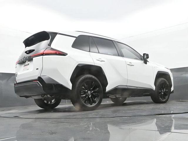 Used 2026 Toyota RAV4 SE AWD/4WD image 25