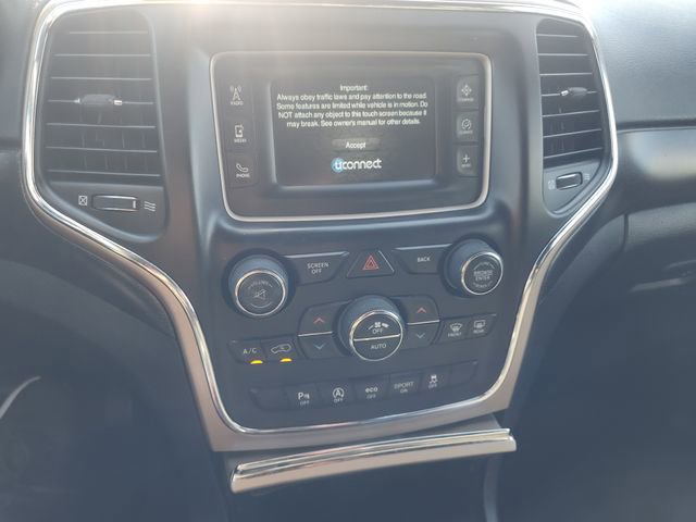 Used 2017 Jeep Grand Cherokee Laredo w/ Quick Order Package 2BE RWD image 21