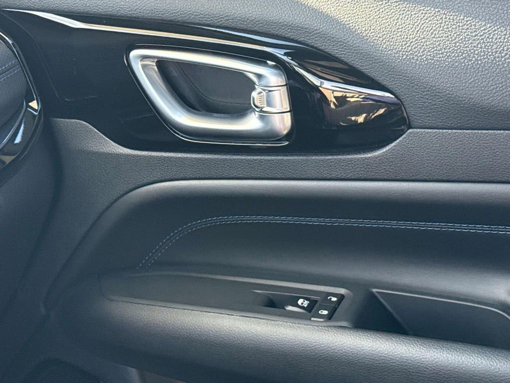 New 2026 Jeep Compass Latitude image 38