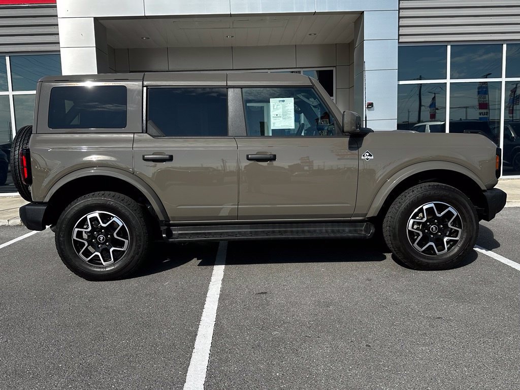 Used 2026 Ford Bronco Outer Banks AWD/4WD image 5