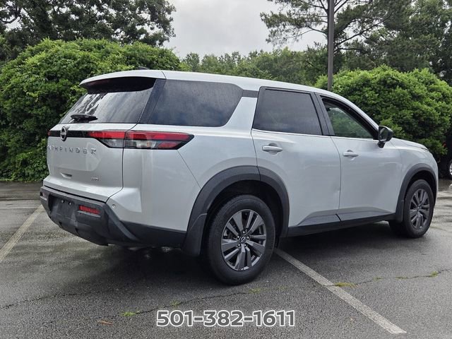Used 2024 Nissan Pathfinder S AWD/4WD image 5