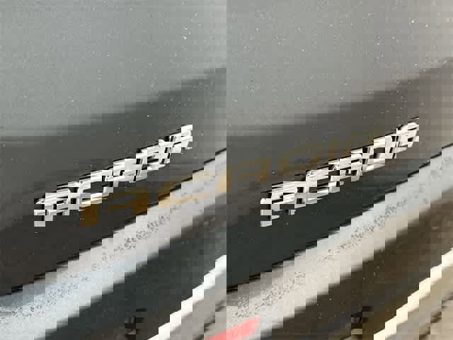 Used 2019 GMC Acadia Denali w/ Technology Package image 31