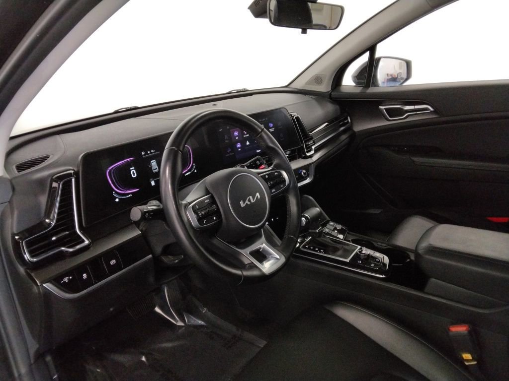 Used 2025 Kia Sportage EX image 27
