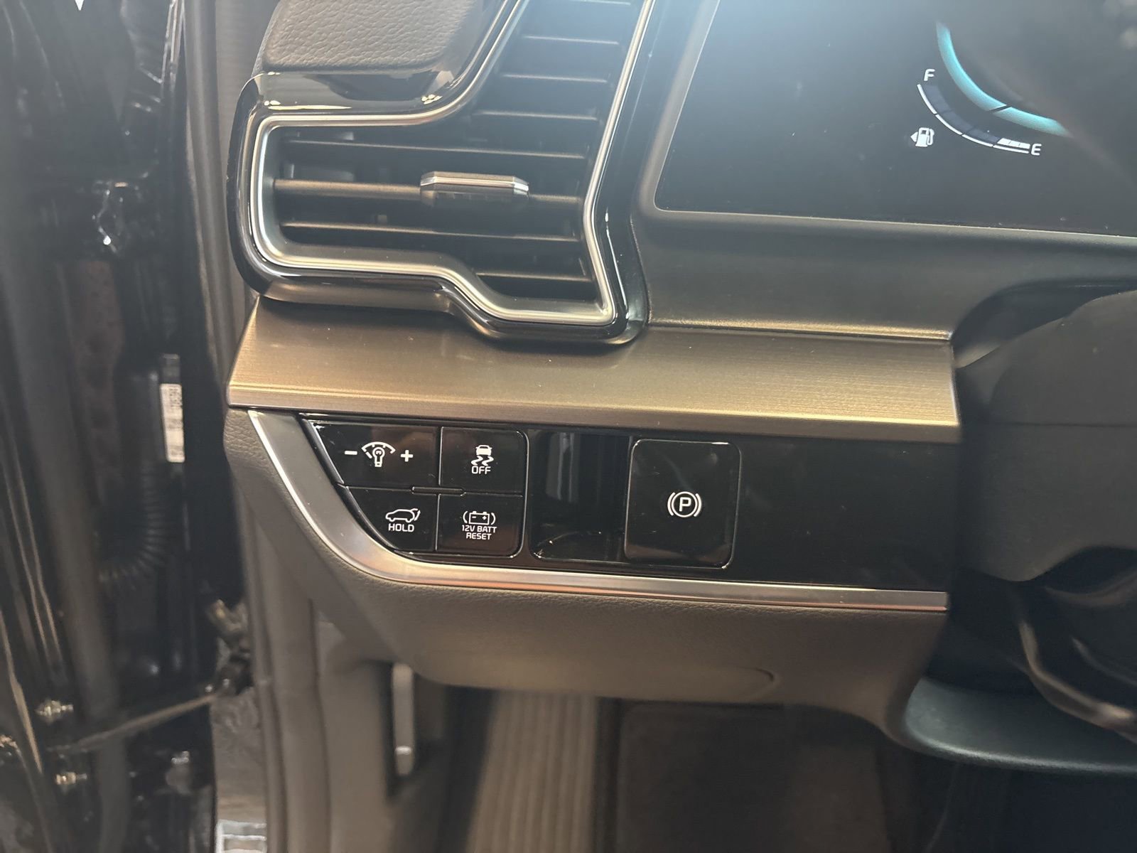 New 2025 Kia Sportage EX w/ EX Premium Package image 18