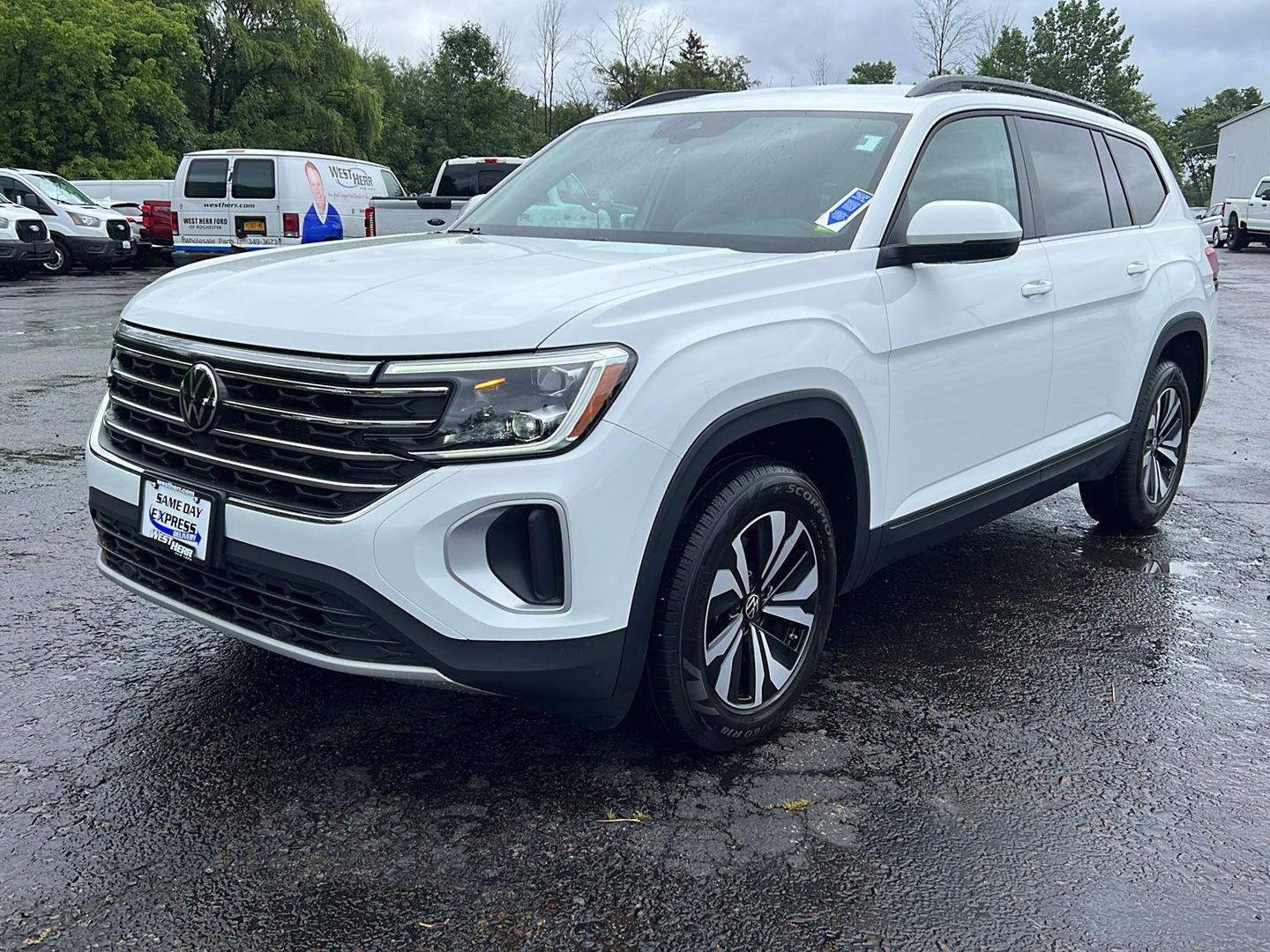 Used 2024 Volkswagen Atlas SE AWD/4WD image 18