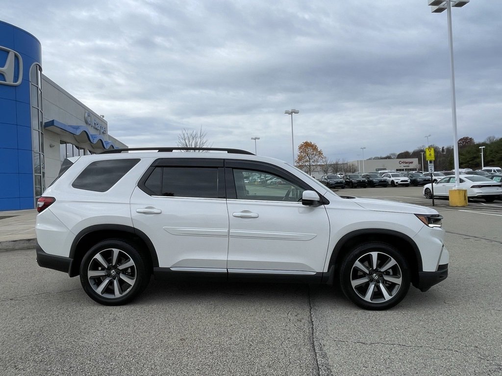 Used 2025 Honda Pilot Elite video 2