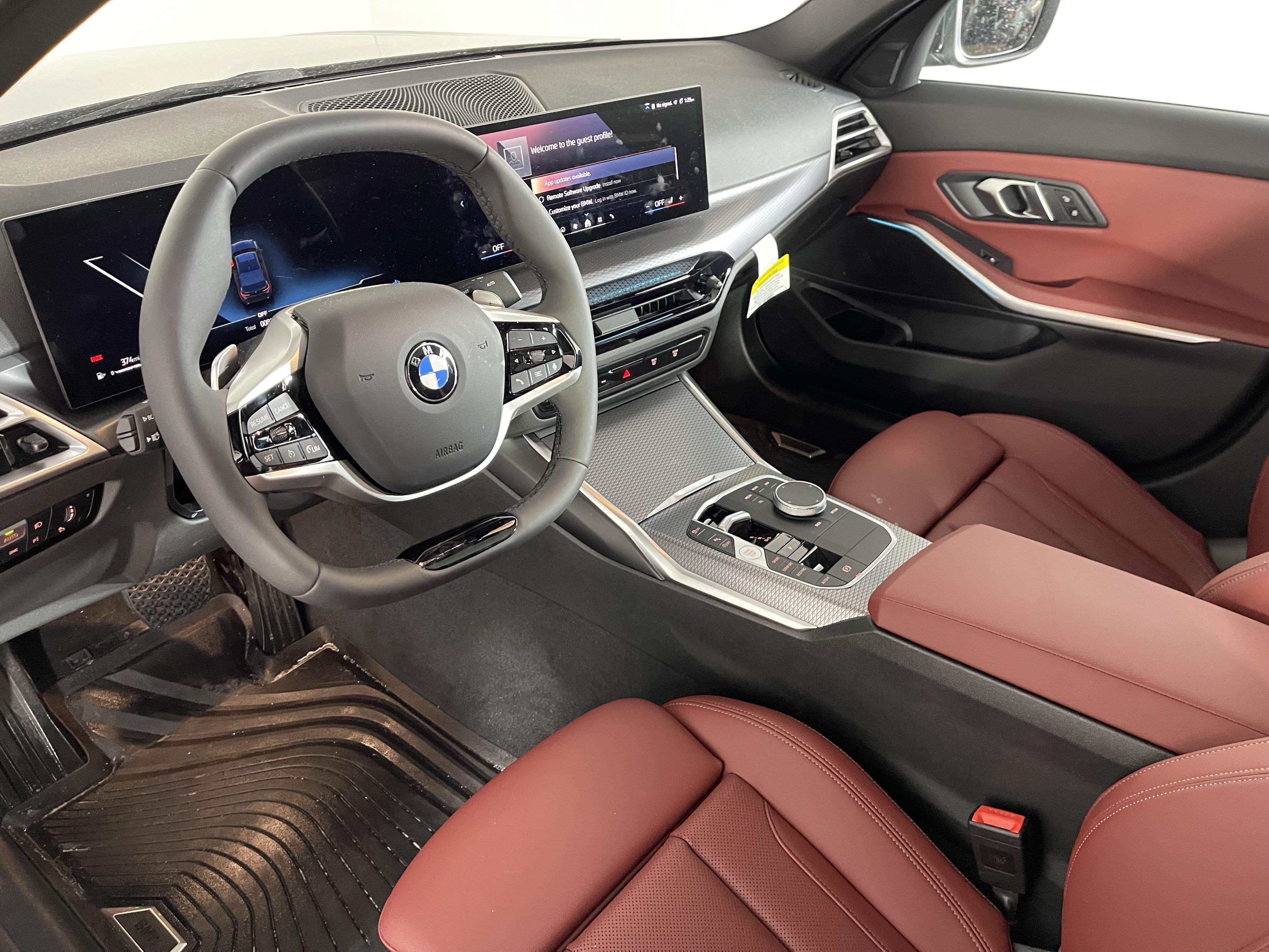 Certified 2025 BMW 330i xDrive Sedan w/ Convenience Package AWD/4WD image 10