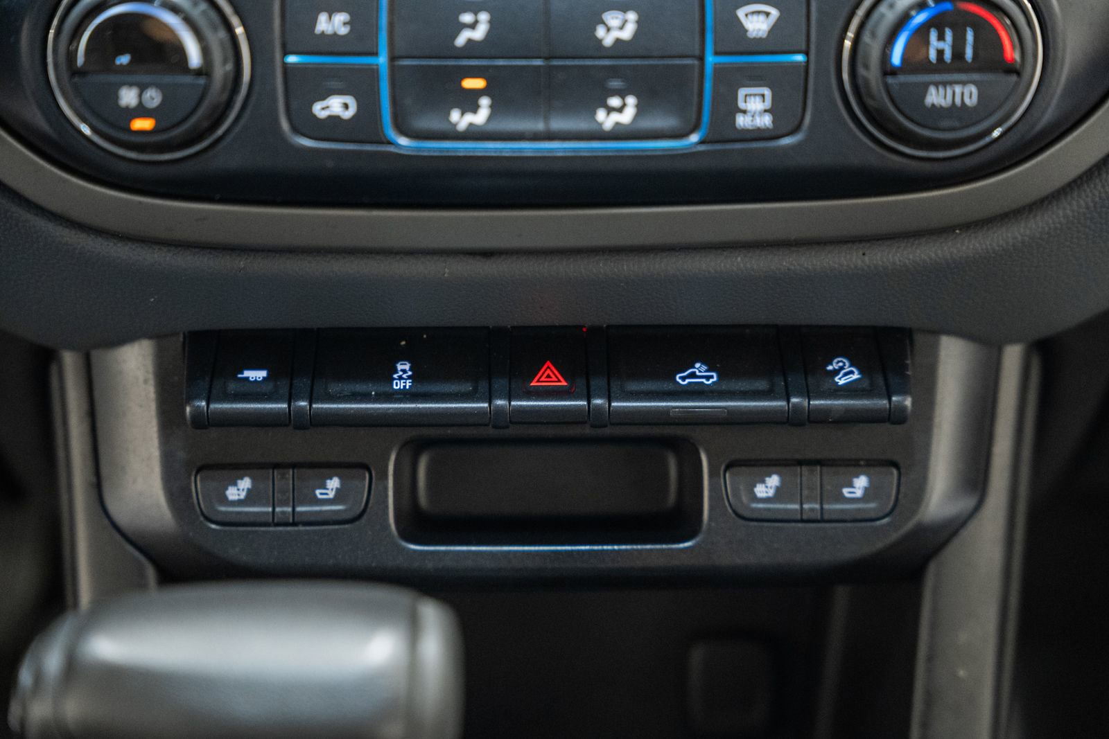 Used 2016 Chevrolet Colorado Z71 image 23