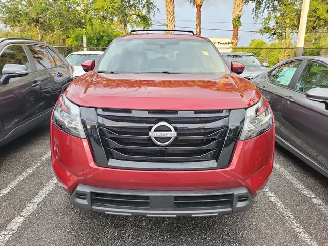 Used 2022 Nissan Pathfinder SV w/ SV Black Package FWD image 2