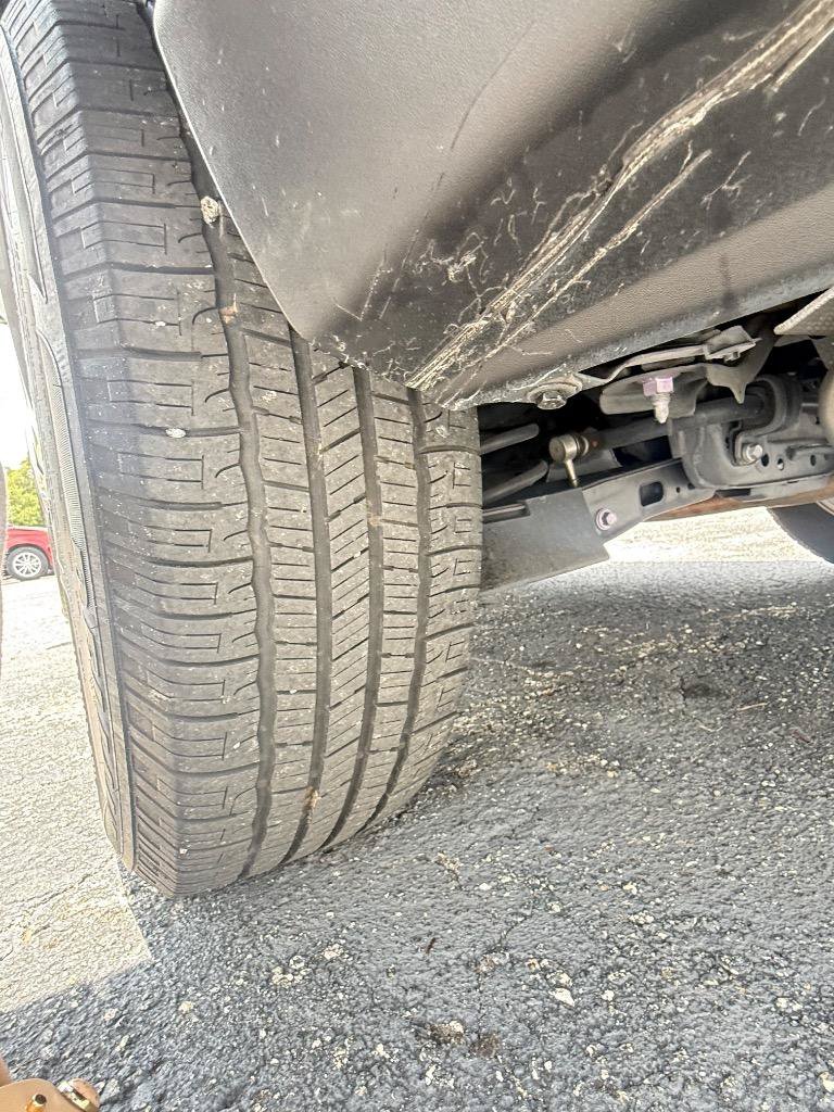 Used 2020 Toyota RAV4 XLE FWD image 19