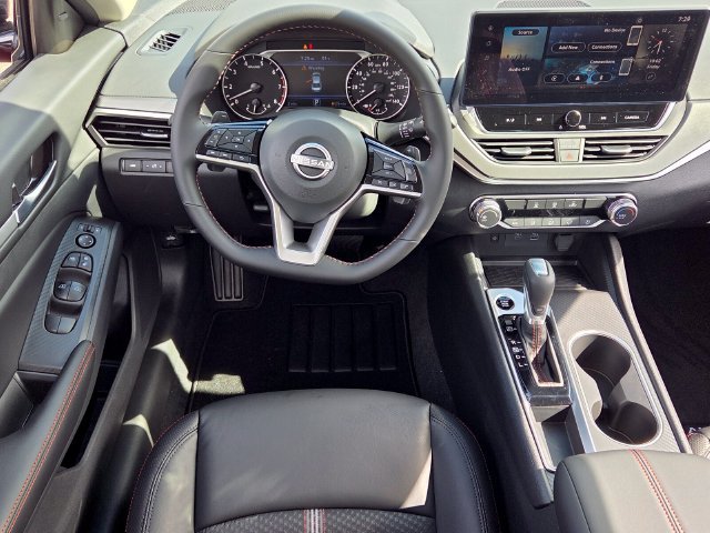 New 2026 Nissan Altima 2.5 SR FWD image 7