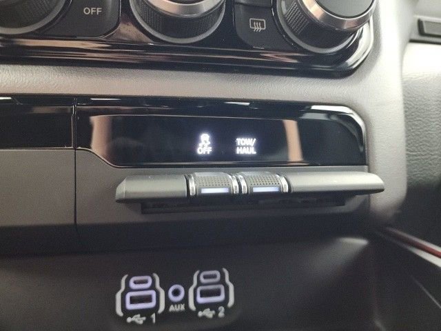 Used 2024 RAM 1500 Rebel image 35