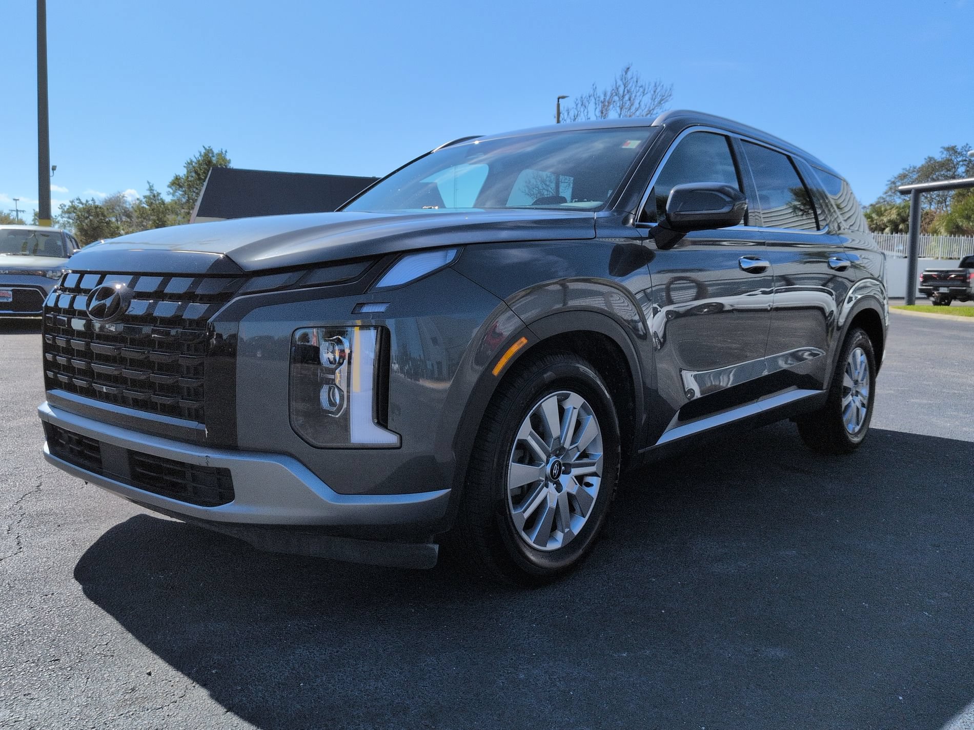Used 2024 Hyundai Palisade SEL FWD image 8