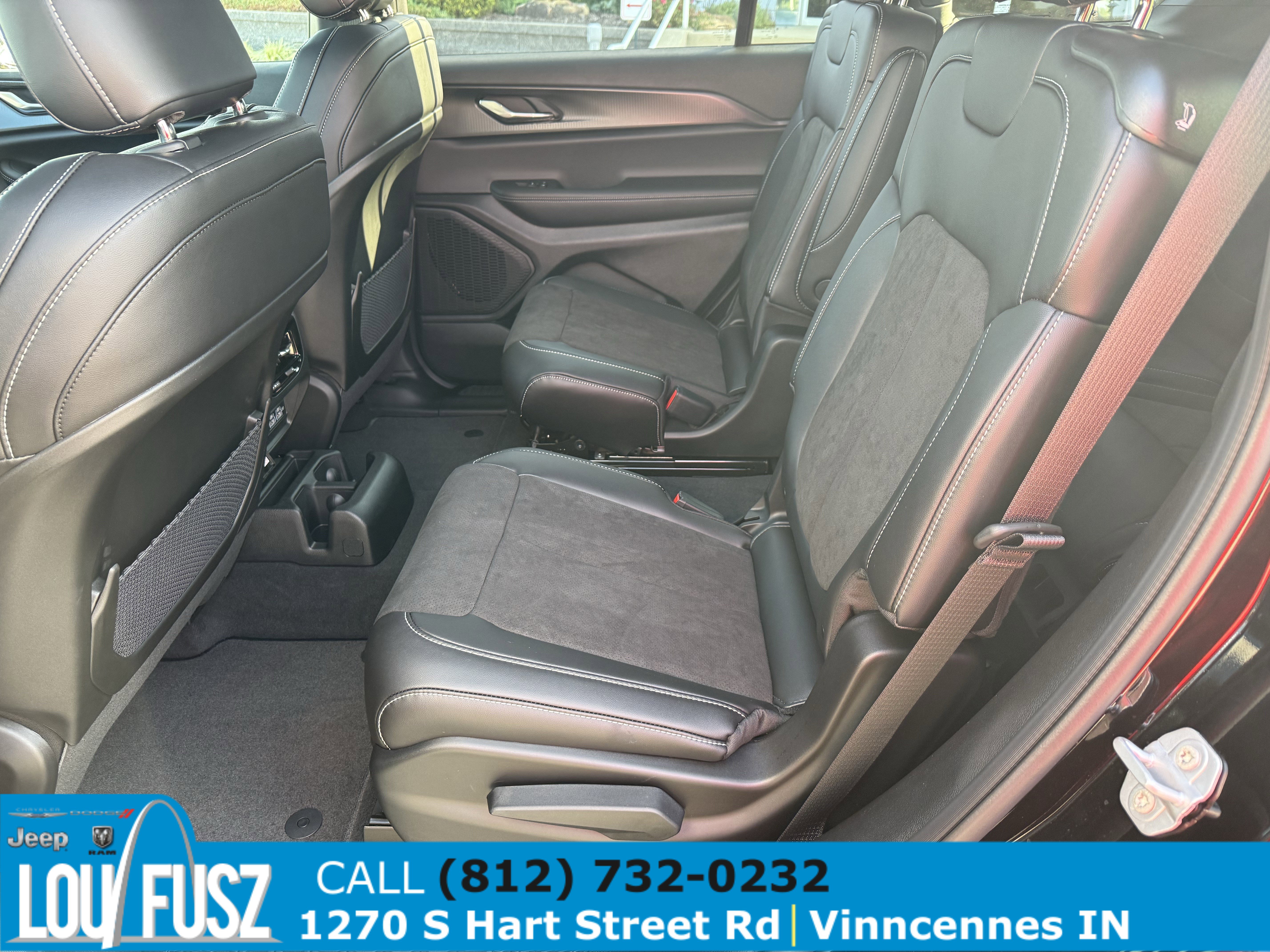 New 2025 Jeep Grand Cherokee L Altitude image 14