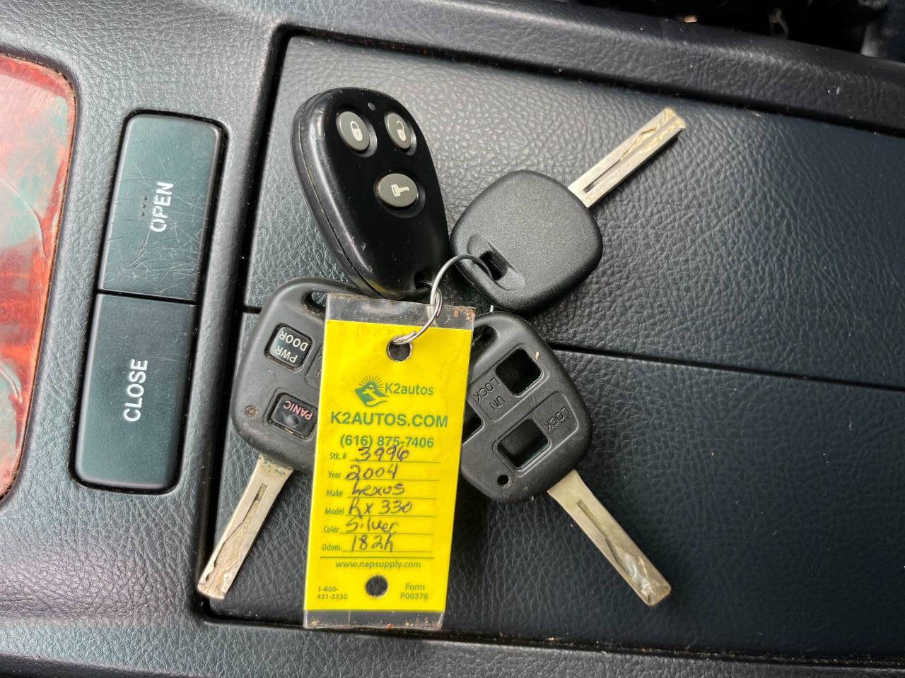 Used 2004 Lexus RX 330 AWD image 12