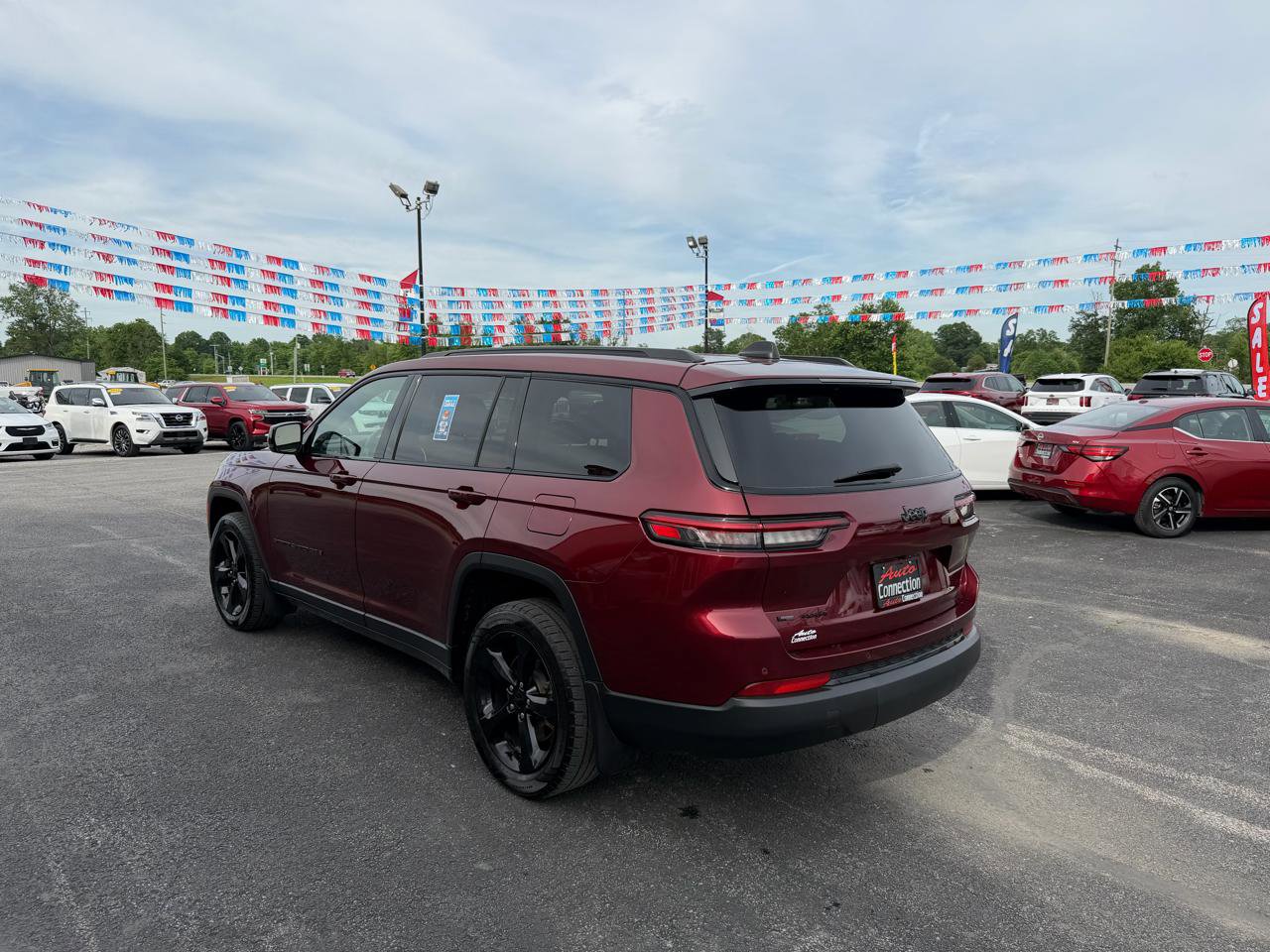 Used 2021 Jeep Grand Cherokee L Laredo AWD/4WD image 7