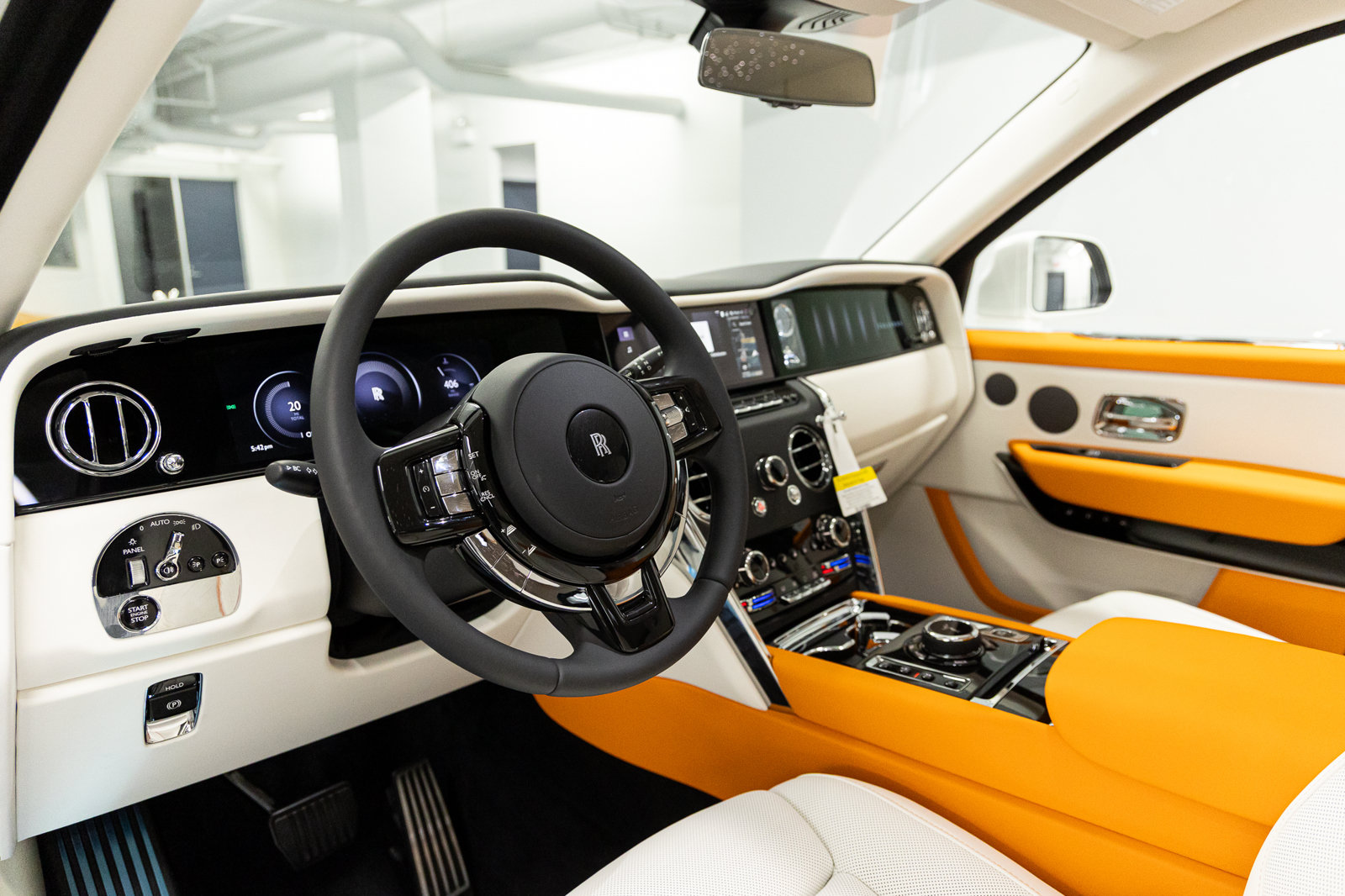 New 2027 Rolls-Royce Cullinan AWD/4WD image 39