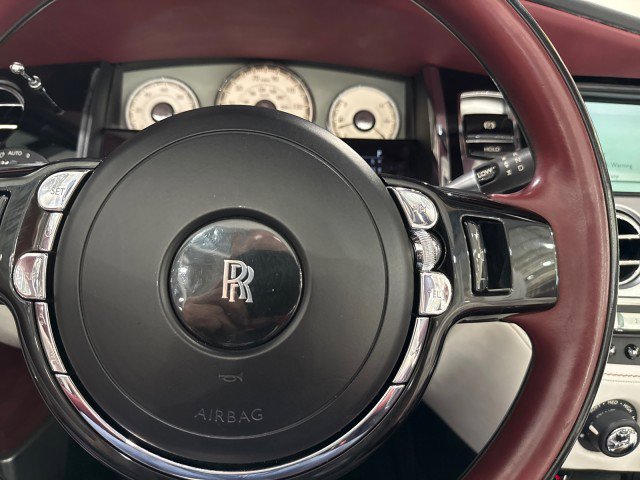 Used 2017 Rolls-Royce Dawn image 74