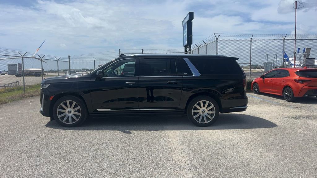 Used 2024 Cadillac Escalade ESV Premium Luxury Platinum image 20