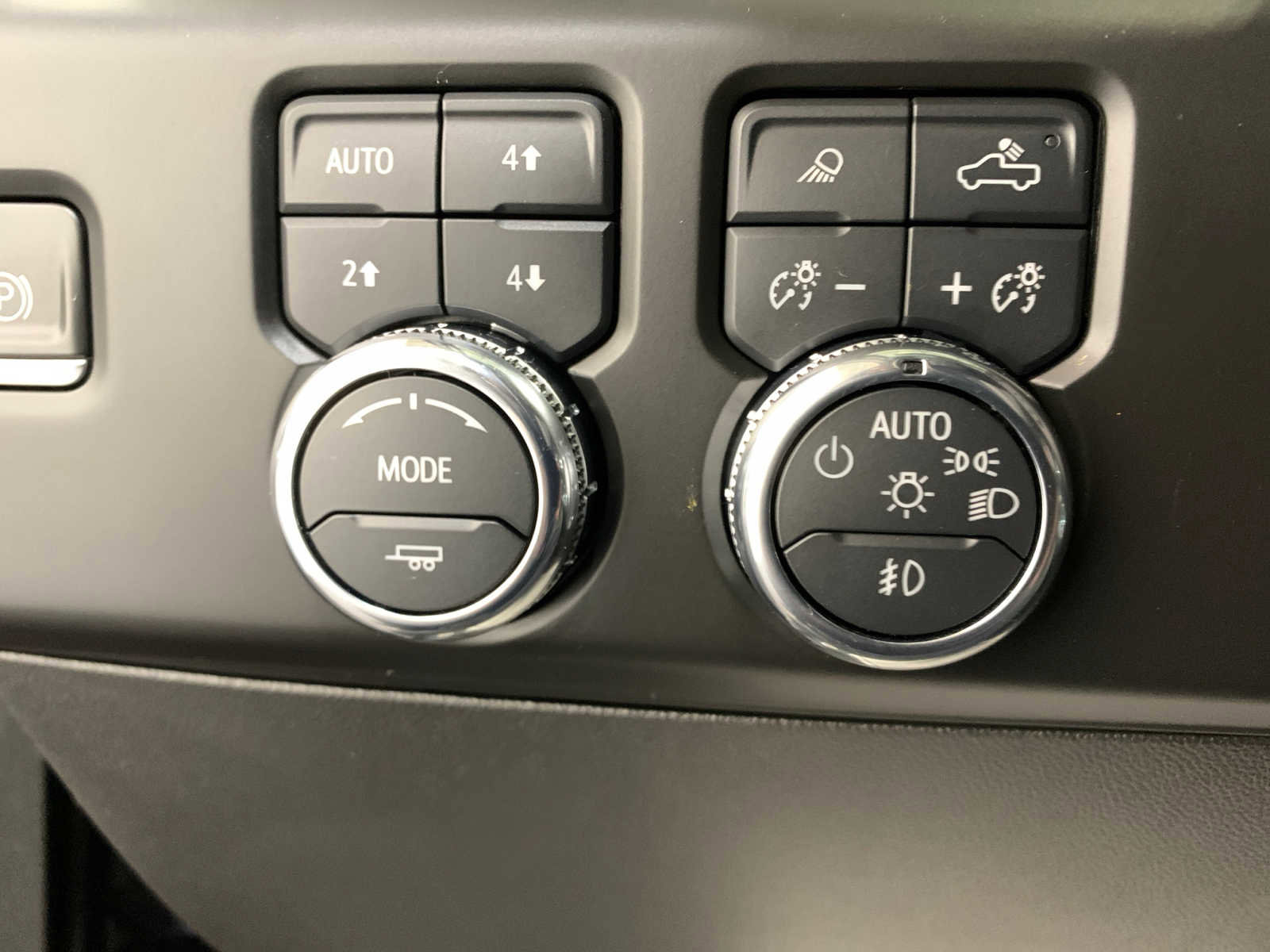 Used 2023 GMC Sierra 1500 Denali w/ Denali Reserve Package AWD/4WD image 8