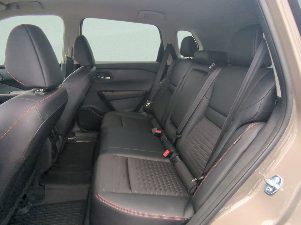 Used 2026 Nissan Rogue SV w/ Rock Creek Premium Package AWD/4WD image 11