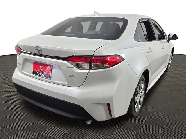 New 2026 Toyota Corolla LE FWD image 7