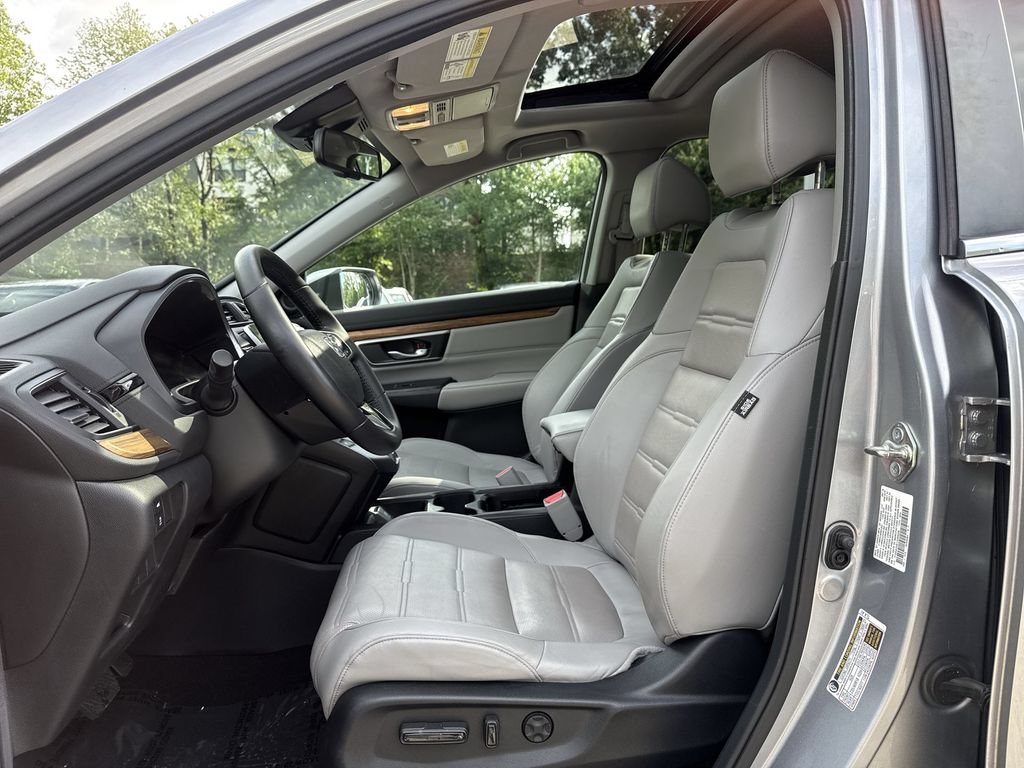 Used 2018 Honda CR-V Touring image 13