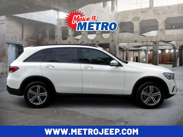 Used 2022 Mercedes-Benz GLC 300 4MATIC image 1