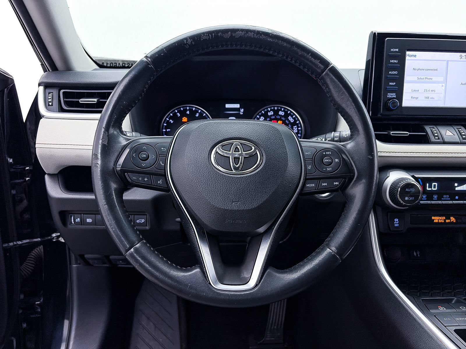 Used 2019 Toyota RAV4 XLE Premium w/ Carpet Mat Package FWD image 28
