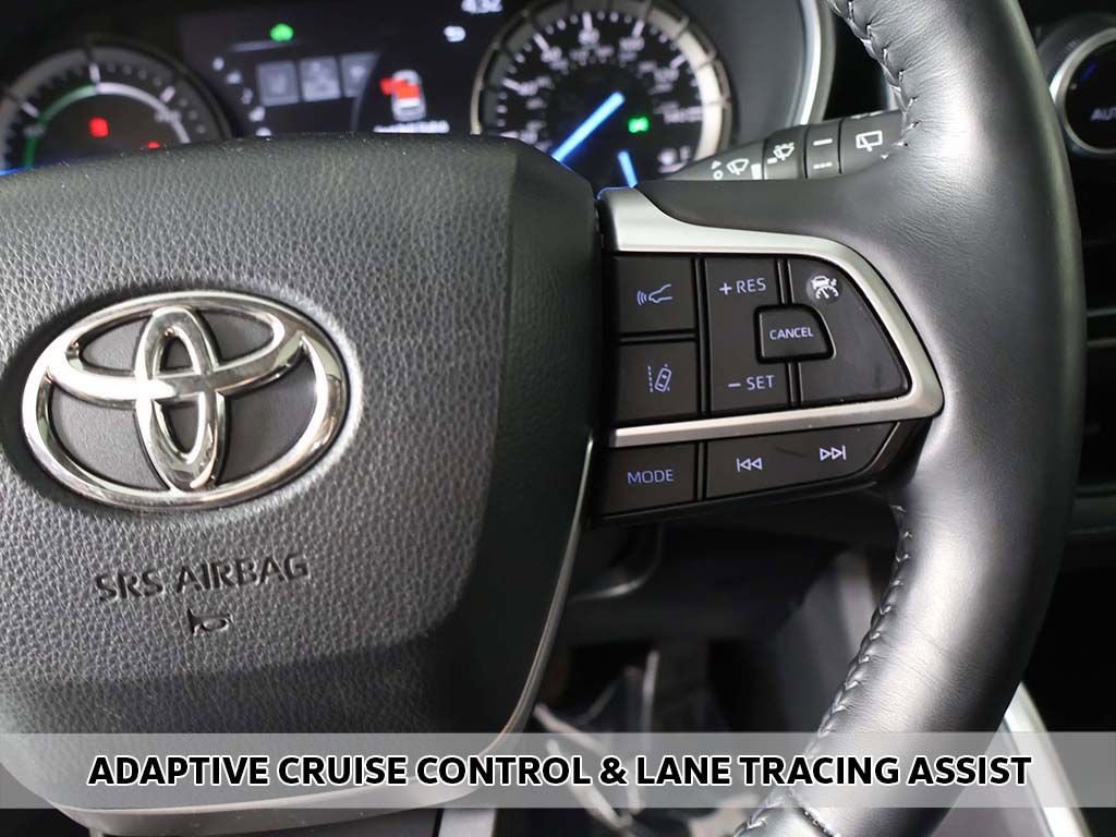 Used 2022 Toyota Highlander XLE image 4