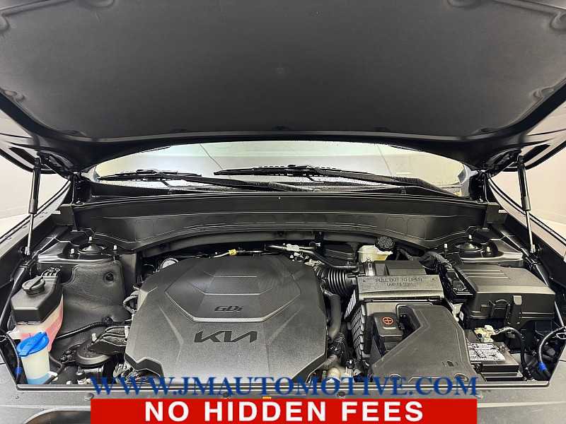 Used 2022 Kia Telluride EX w/ EX Premium Package AWD/4WD image 10