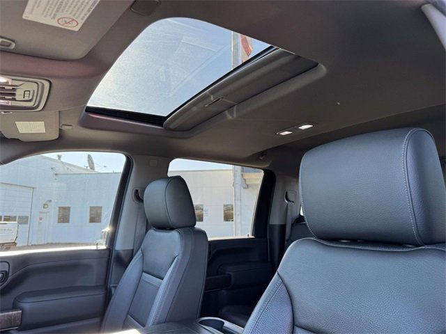 Used 2020 GMC Sierra 2500 Denali w/ Denali Ultimate Package image 11