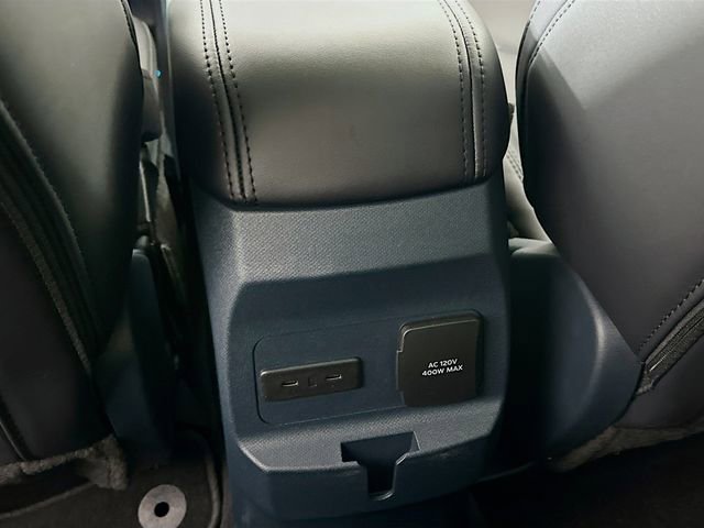 New 2026 Ford Maverick Lariat w/ Black Appearance Package image 26