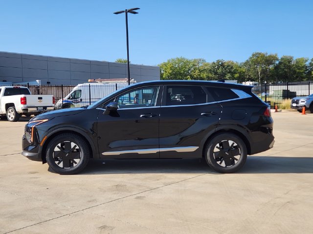 Certified 2026 Kia Sportage LX FWD image 4