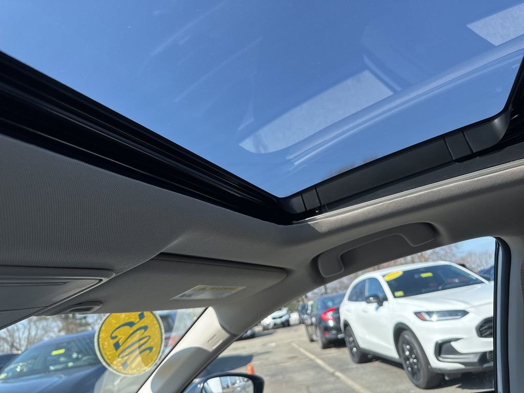 Used 2025 Honda Accord SE image 28