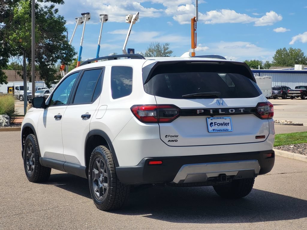 Certified 2026 Honda Pilot TrailSport image 7