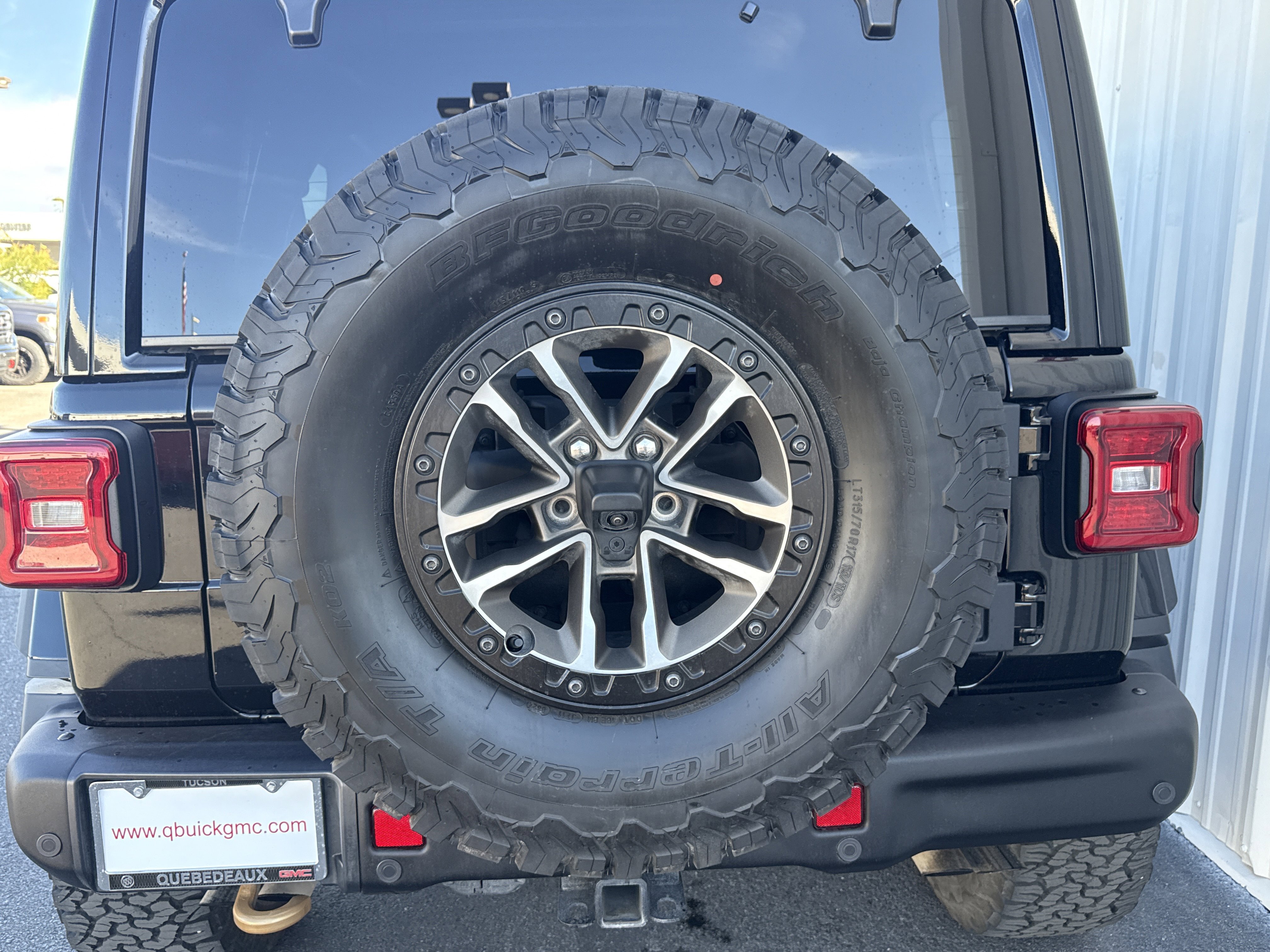 Used 2024 Jeep Wrangler Rubicon 392 image 13