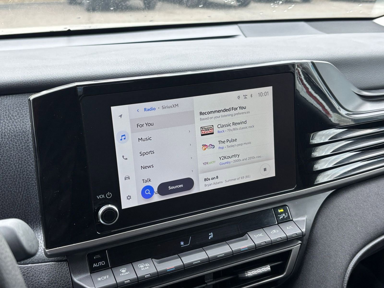 Used 2025 Toyota Camry LE image 20