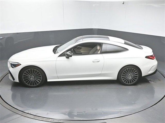 Used 2024 Mercedes-Benz CLE 300 4MATIC Coupe image 41