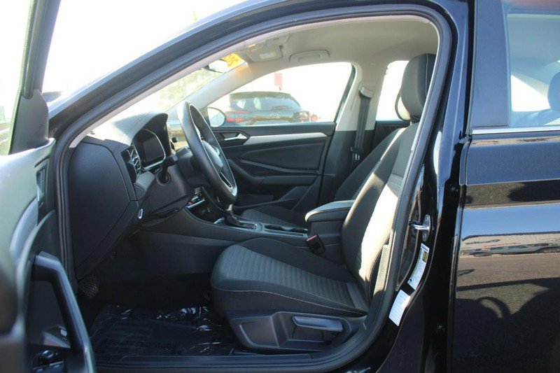 Used 2025 Volkswagen Jetta S FWD image 8