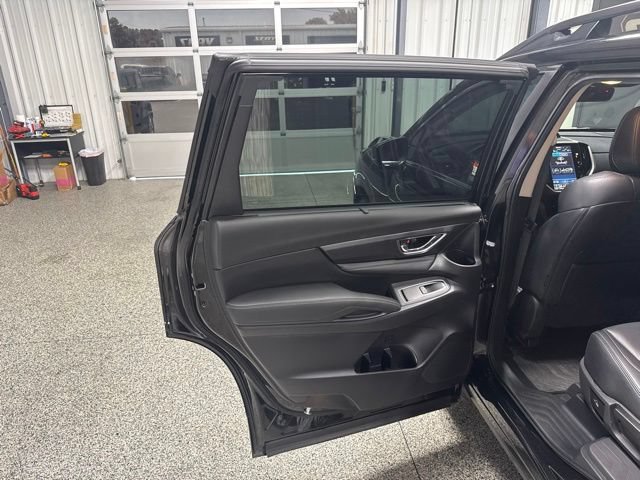 Used 2024 Subaru Ascent Limited AWD/4WD image 14