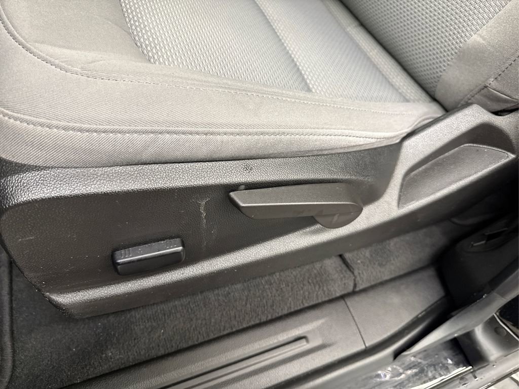 Used 2022 GMC Canyon Elevation Standard w/ Convenience Package image 23