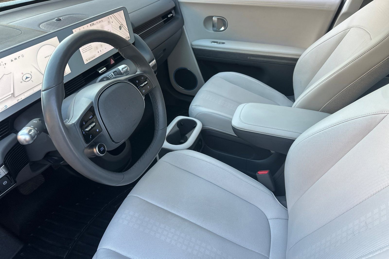 Used 2024 Hyundai Ioniq 5 Limited image 9