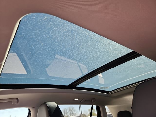 New 2026 Volkswagen Tiguan SE image 16