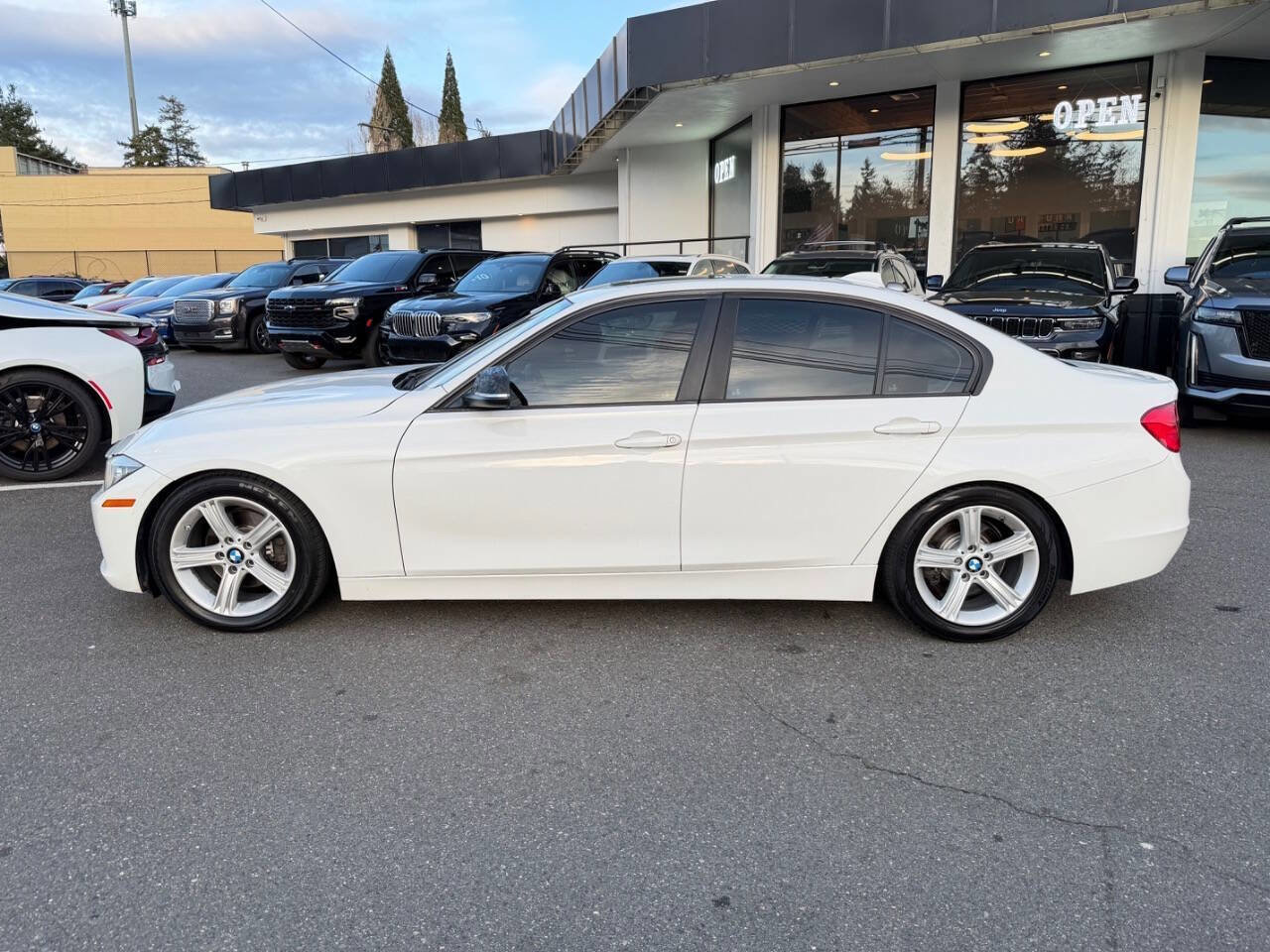 Used 2013 BMW 328i Sedan image 2
