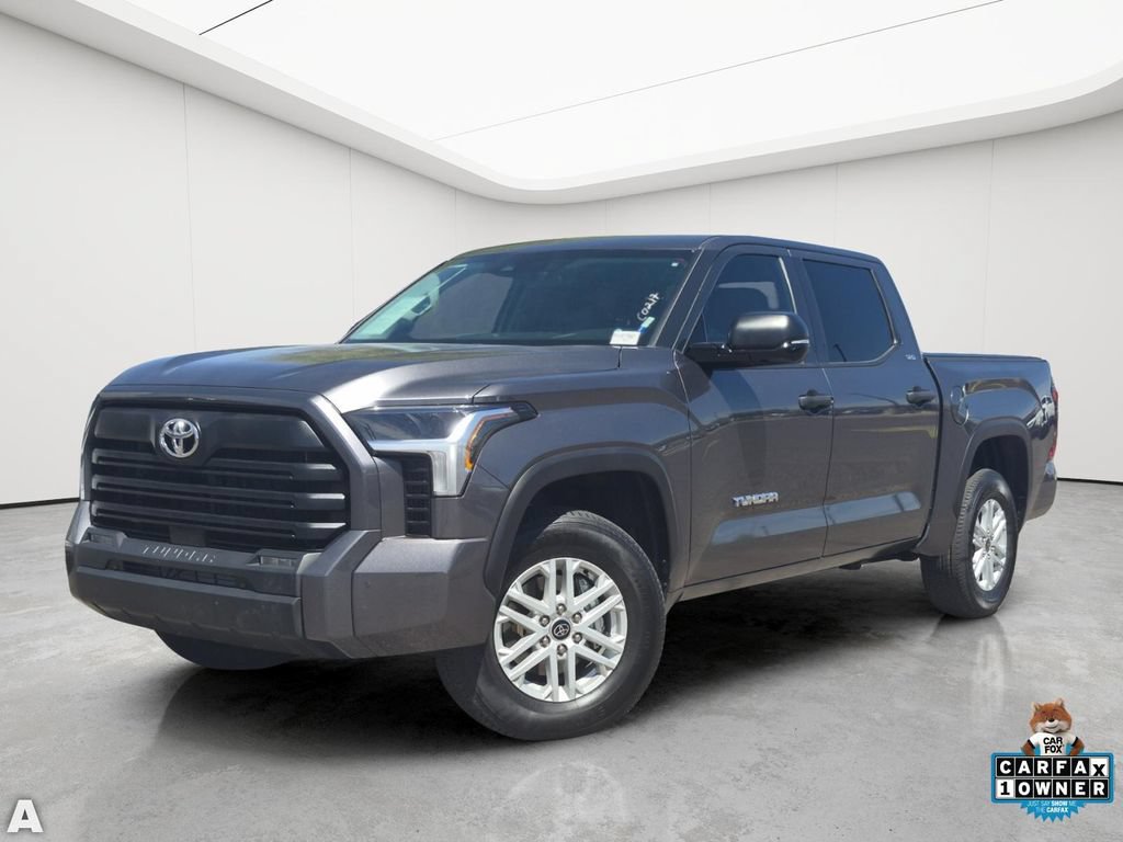 Used 2023 Toyota Tundra SR5 w/ SR5 Convenience Package AWD/4WD image 2