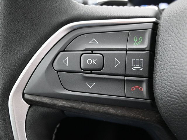 New 2026 Jeep Grand Cherokee Altitude AWD/4WD image 24