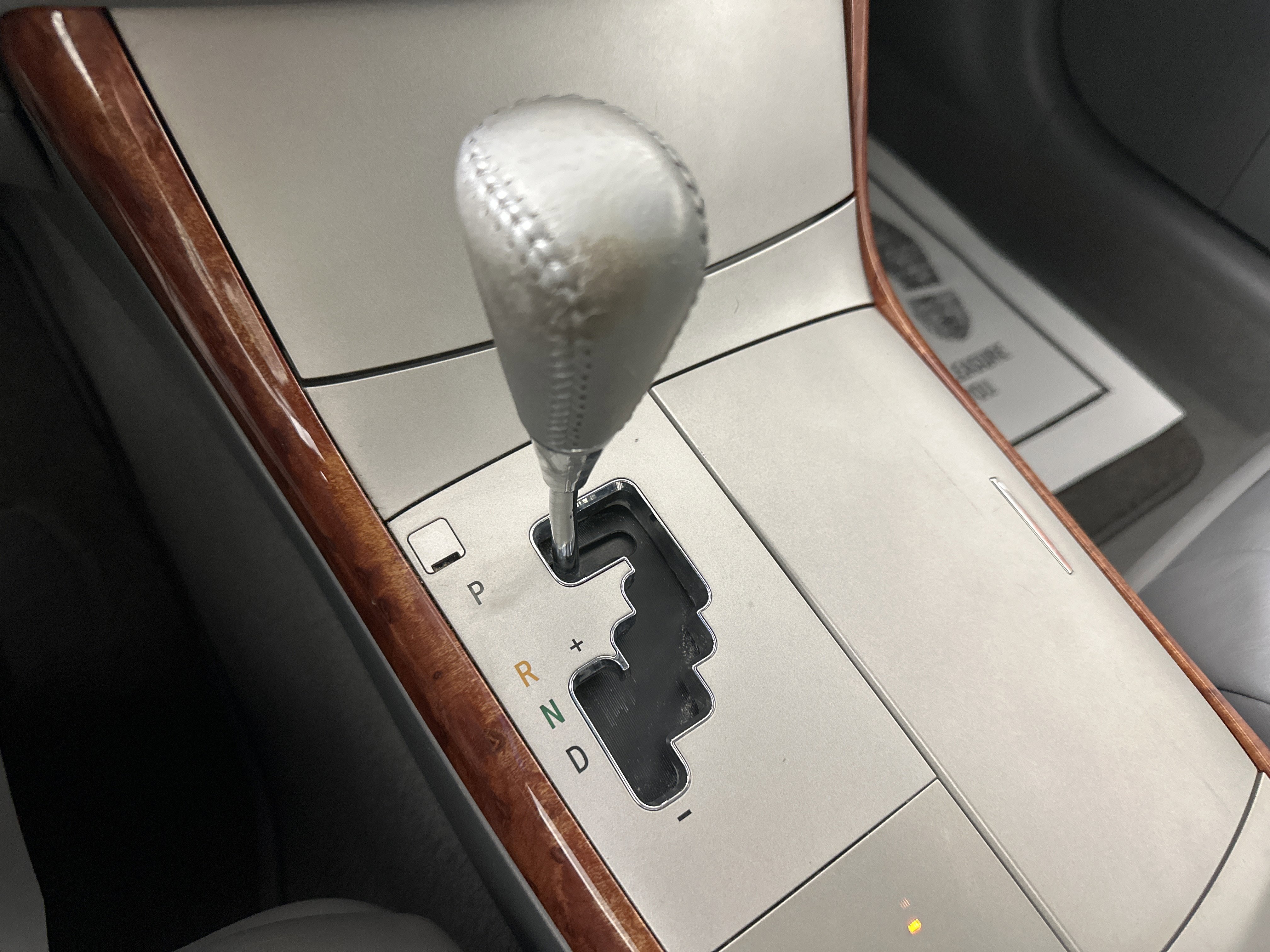 Used 2006 Toyota Avalon XLS image 17