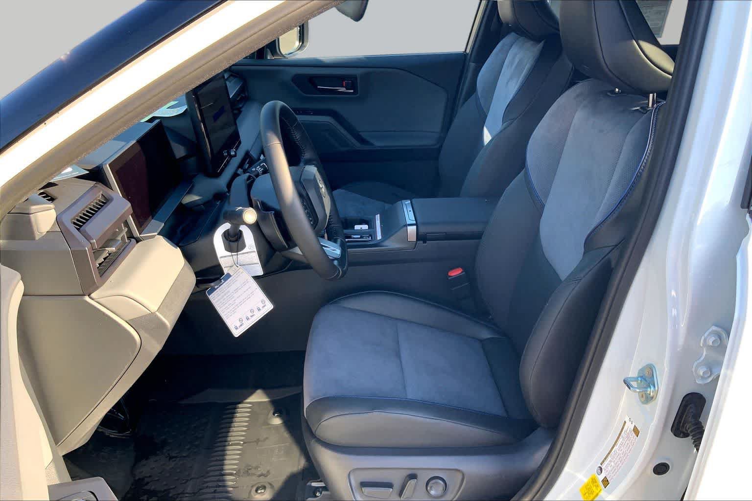 New 2026 Toyota RAV4 XSE AWD/4WD image 9