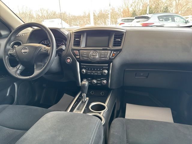 Used 2013 Nissan Pathfinder SV image 25